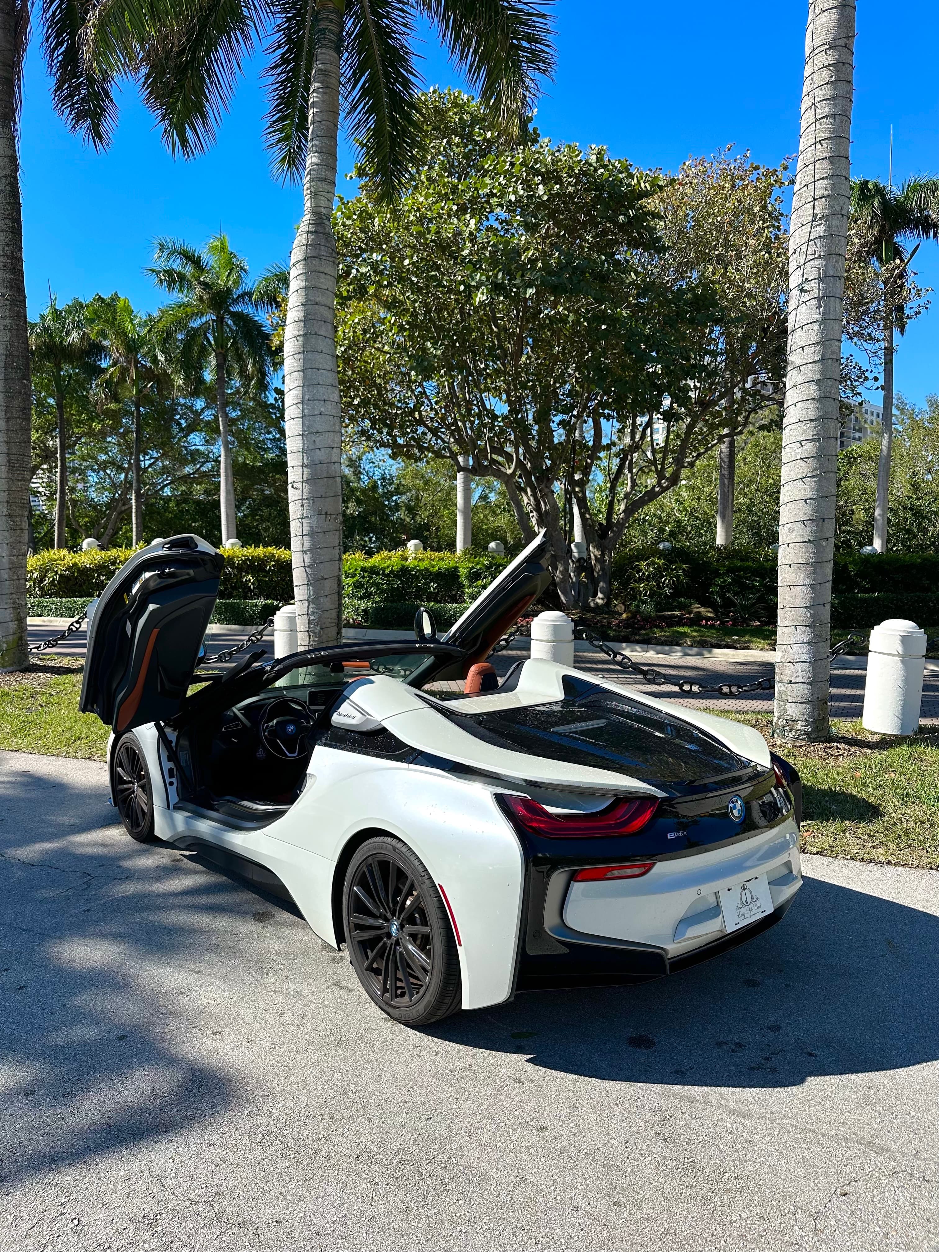 BMW i8 thumbnail 5
