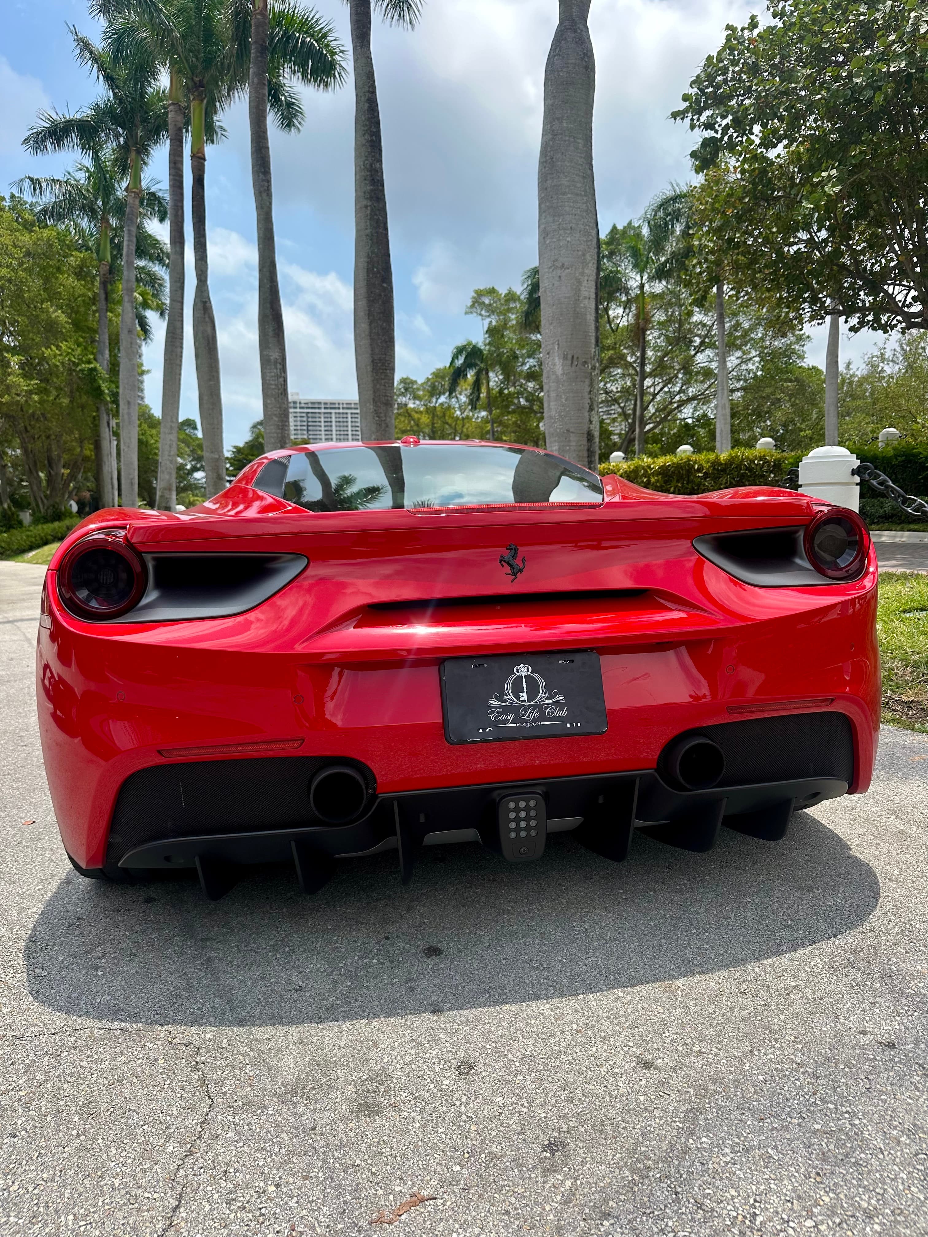 Ferrari 488 GTB thumbnail 3