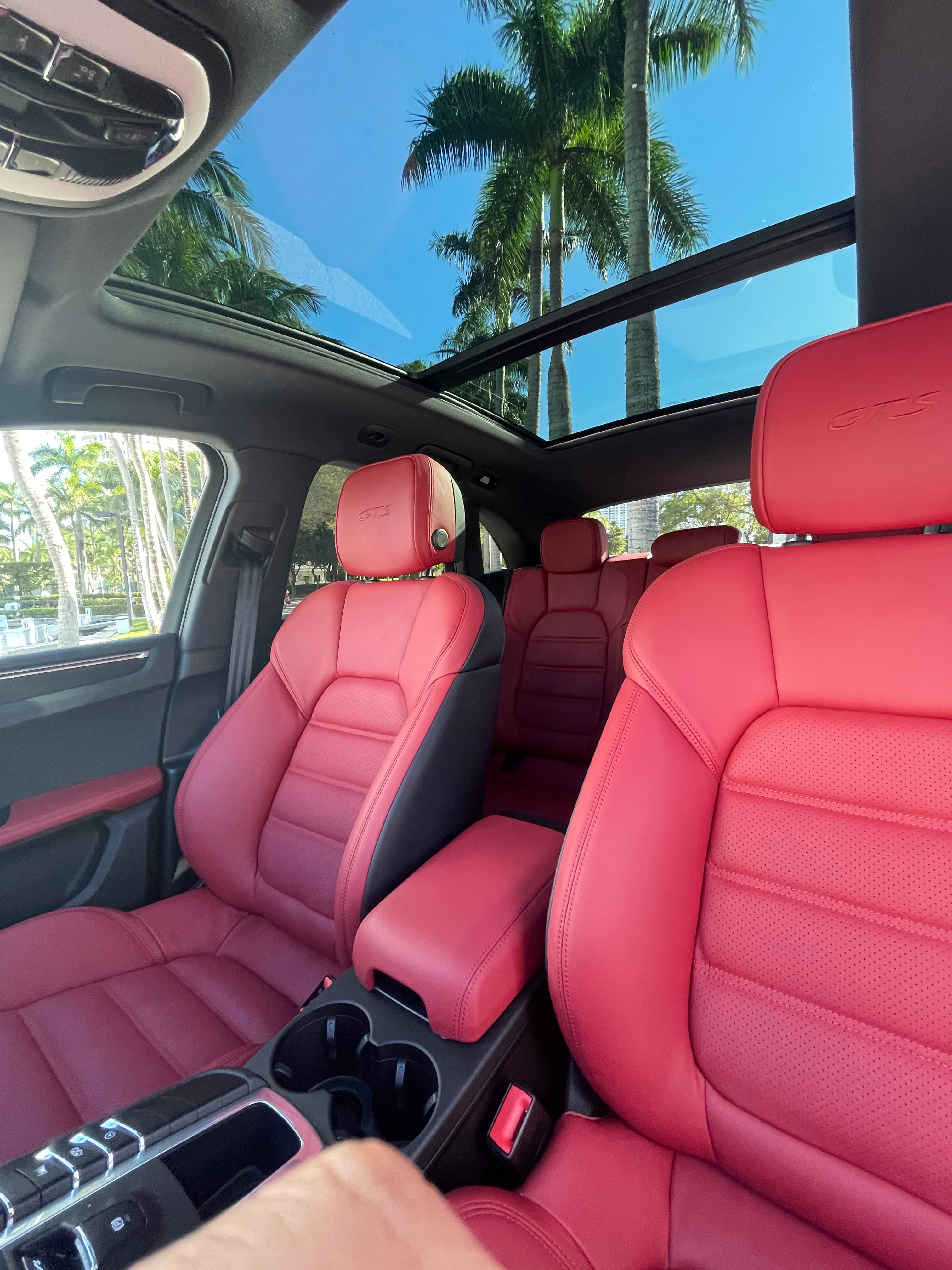 Porsche Macan GTS thumbnail 4