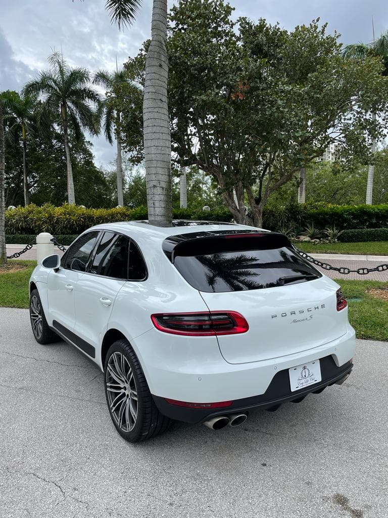 Porsche Macan S thumbnail 2
