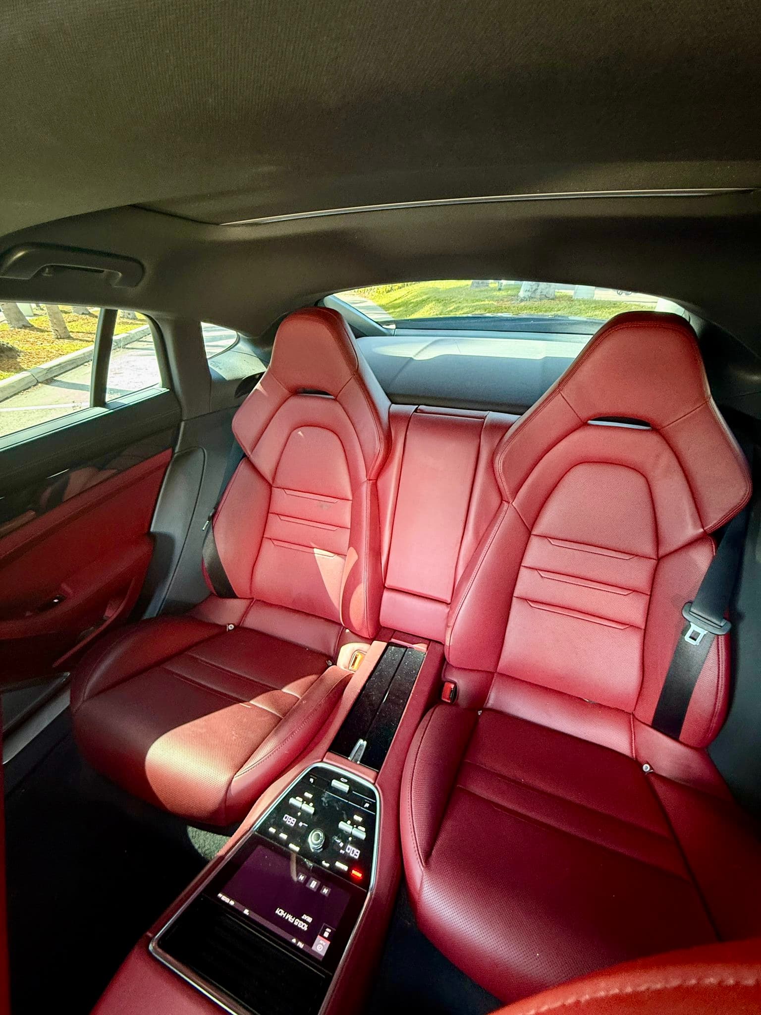 Porsche Panamera thumbnail 4